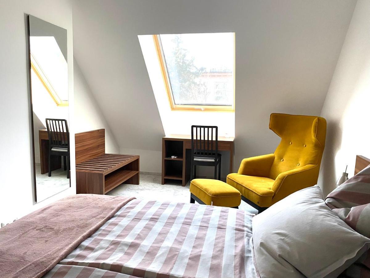 Lilie Appartement In Heviz Mit Tiefgarage, New And Modern Екстериор снимка