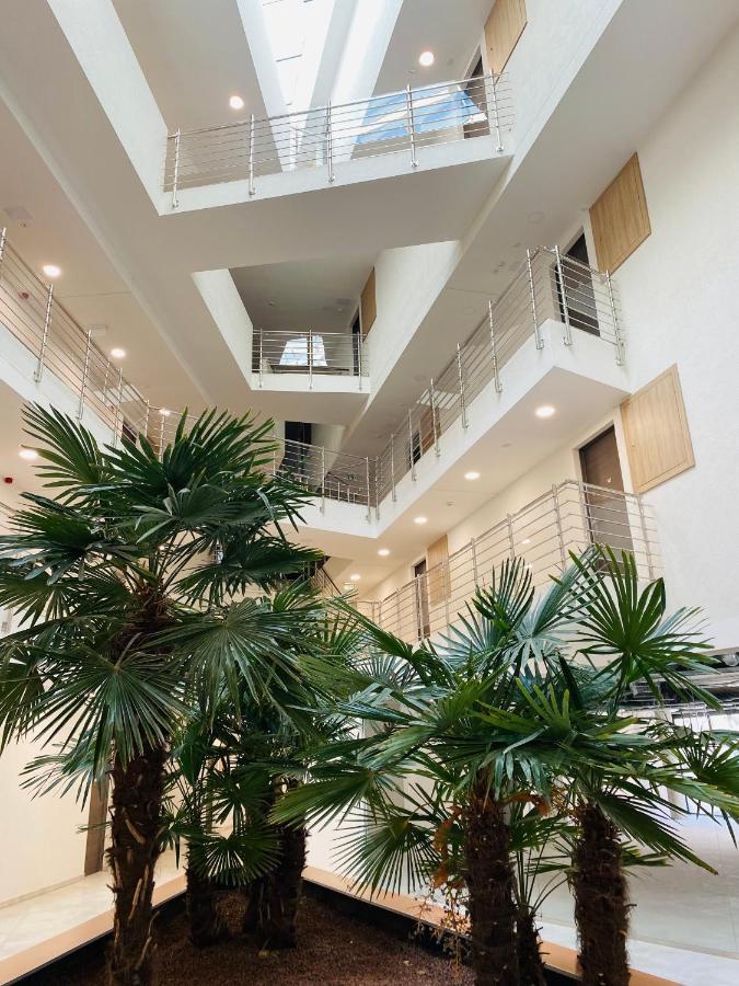 Lilie Appartement In Heviz Mit Tiefgarage, New And Modern Екстериор снимка