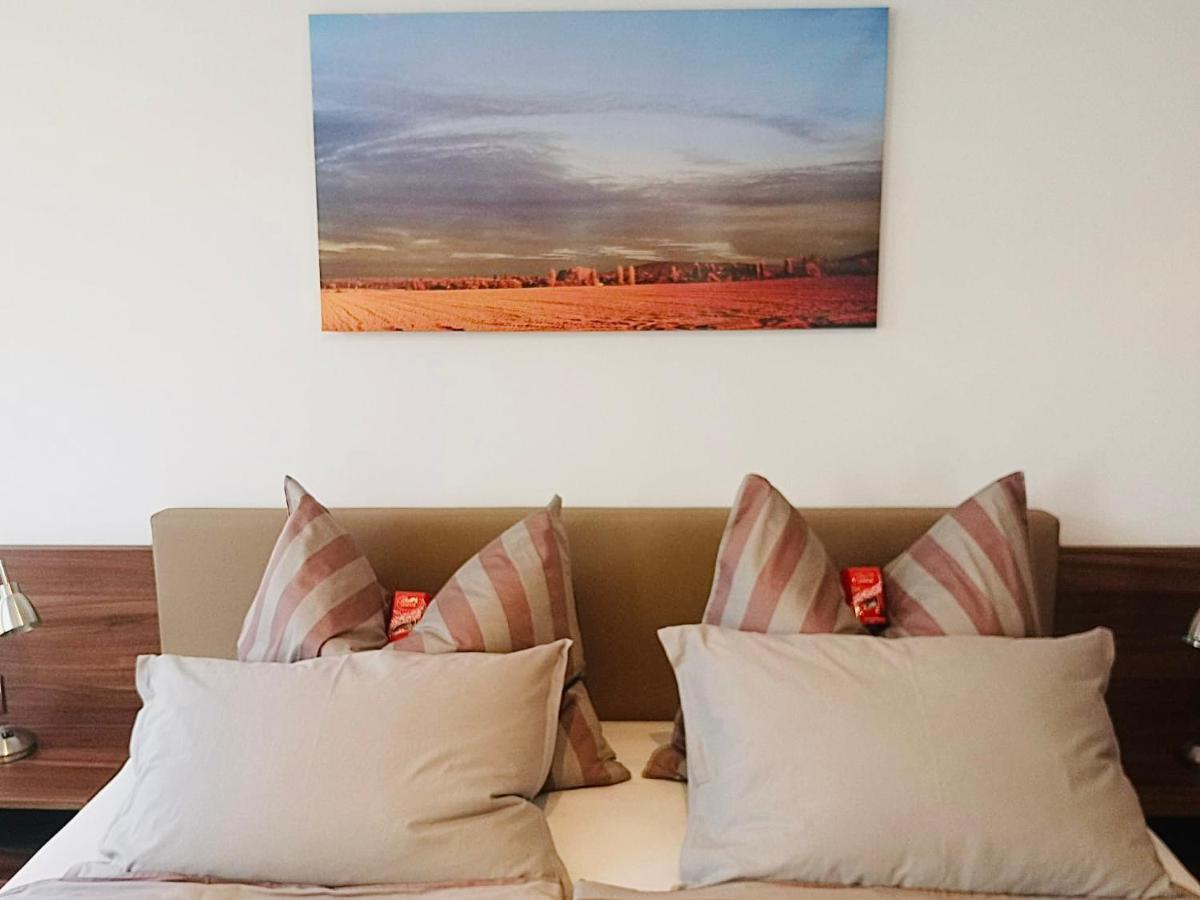 Lilie Appartement In Heviz Mit Tiefgarage, New And Modern Екстериор снимка