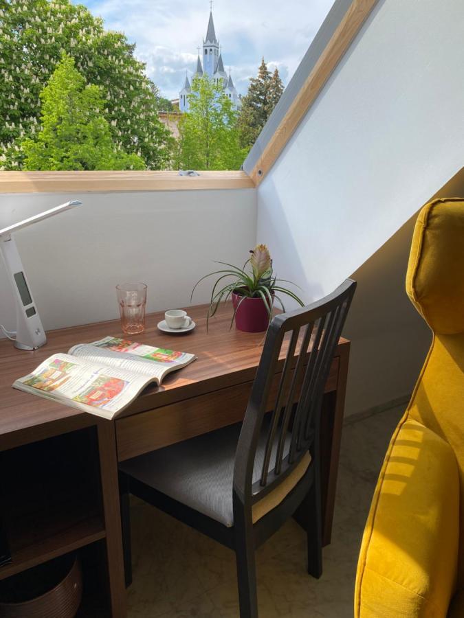 Lilie Appartement In Heviz Mit Tiefgarage, New And Modern Екстериор снимка